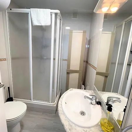Pineda , Climatizado, Piscina Y Cerca De La Playa Apartment *