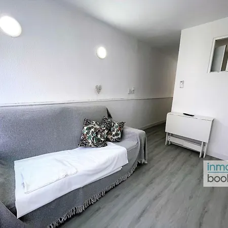 Pineda , Climatizado, Piscina Y Cerca De La Playa Apartment *