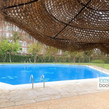 Apartment Pineda , Climatizado, Piscina Y Cerca De La Playa La Pineda