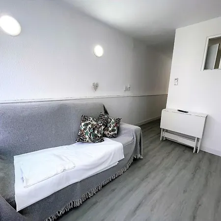 Apartment Pineda , Climatizado, Piscina Y Cerca De La Playa